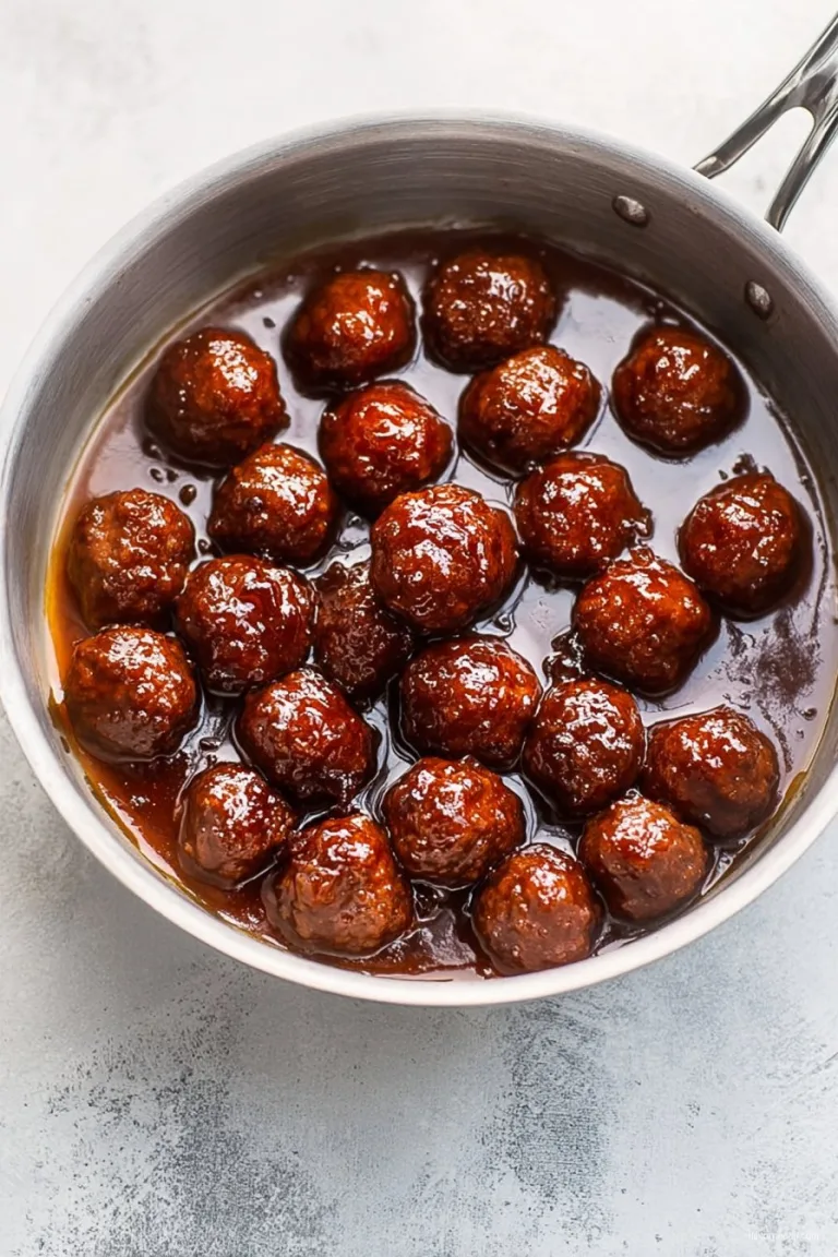 Crockpot Meatballs with Grape Jelly Sauce