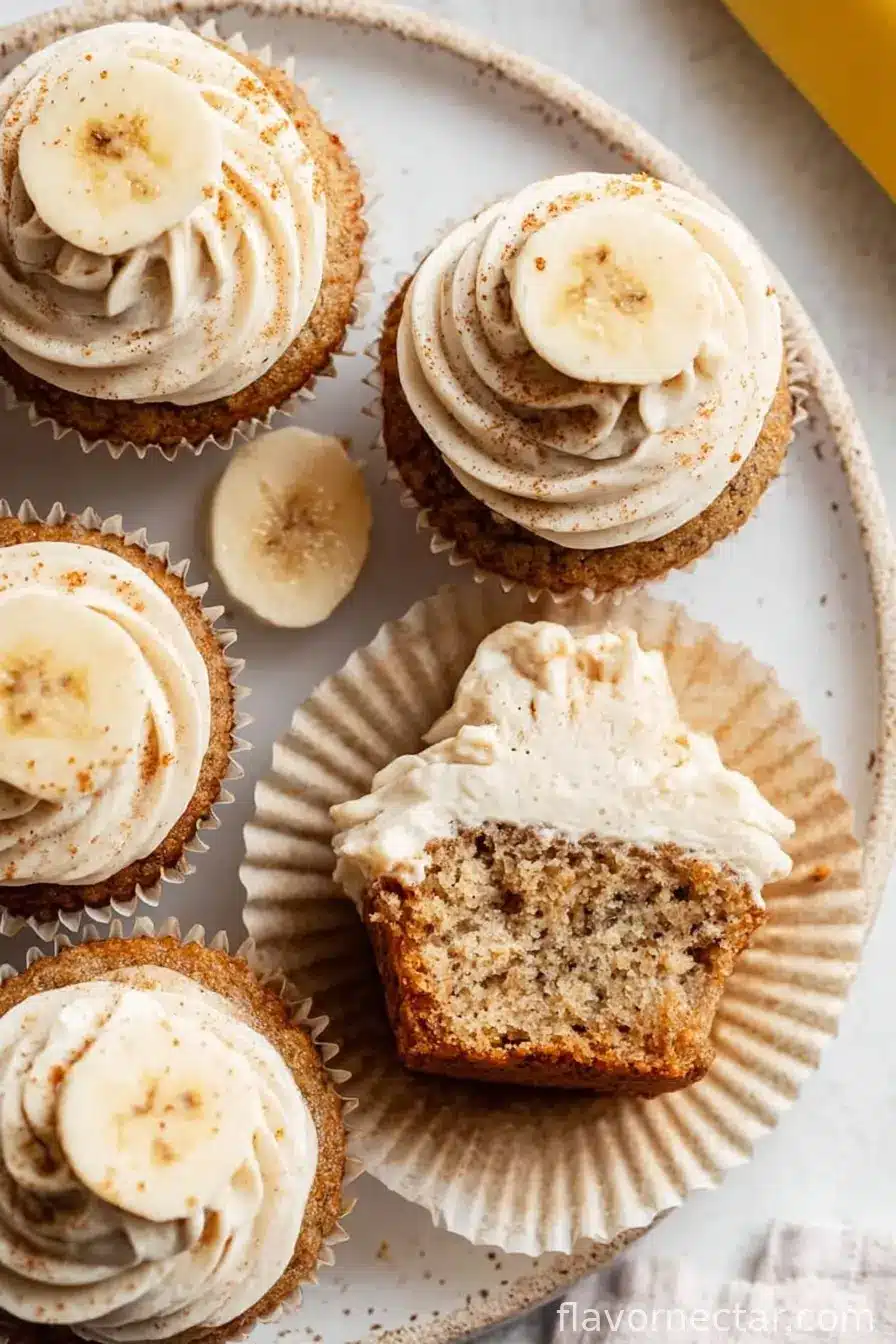 THE BEST Banana Cupcakes with cinnamon cream cheese frosting