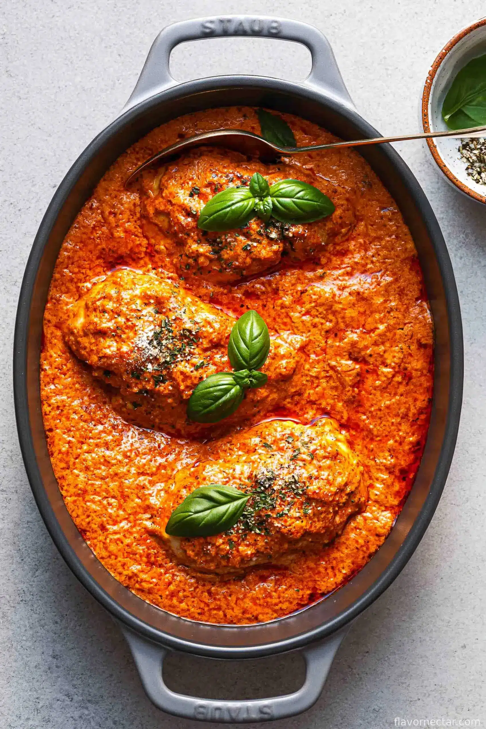 Mediterranean Chicken with Roasted Red Pepper Sauce