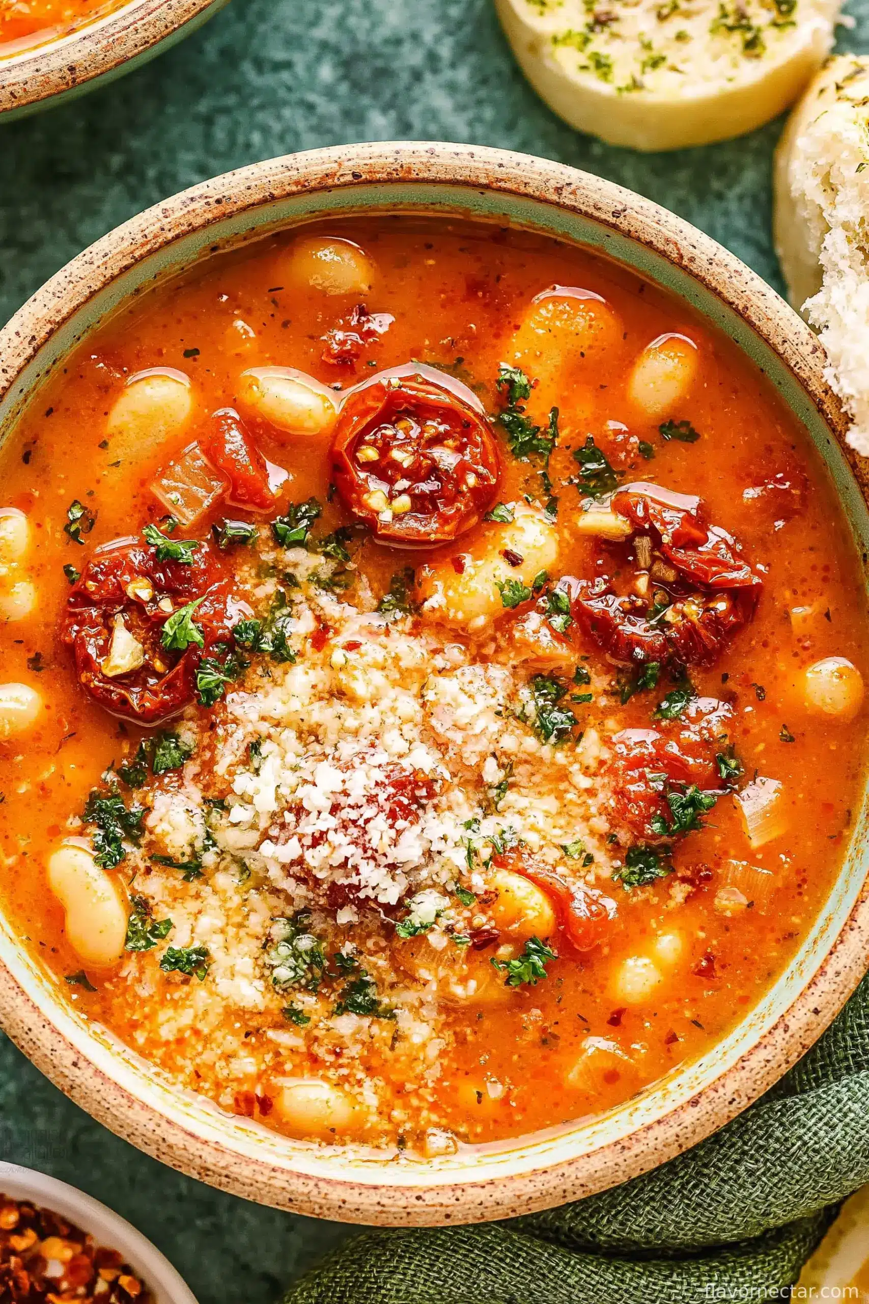 White Bean Soup with Tomatoes and Garlic